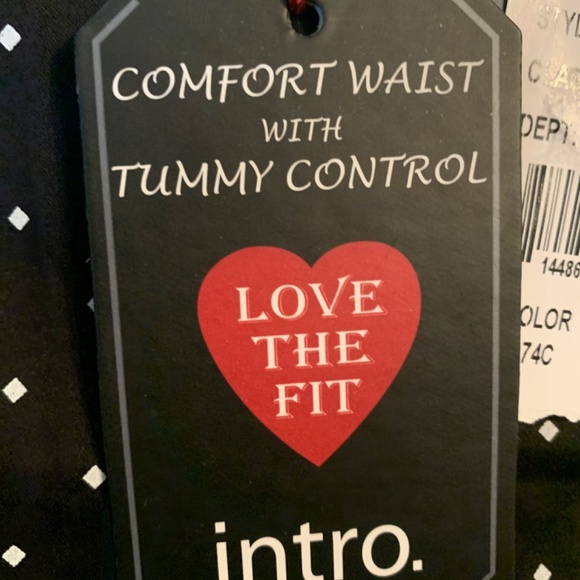 Intro comfort waist w/tummy control capris. NWT. Retail 50 - Picture 6 of 6
